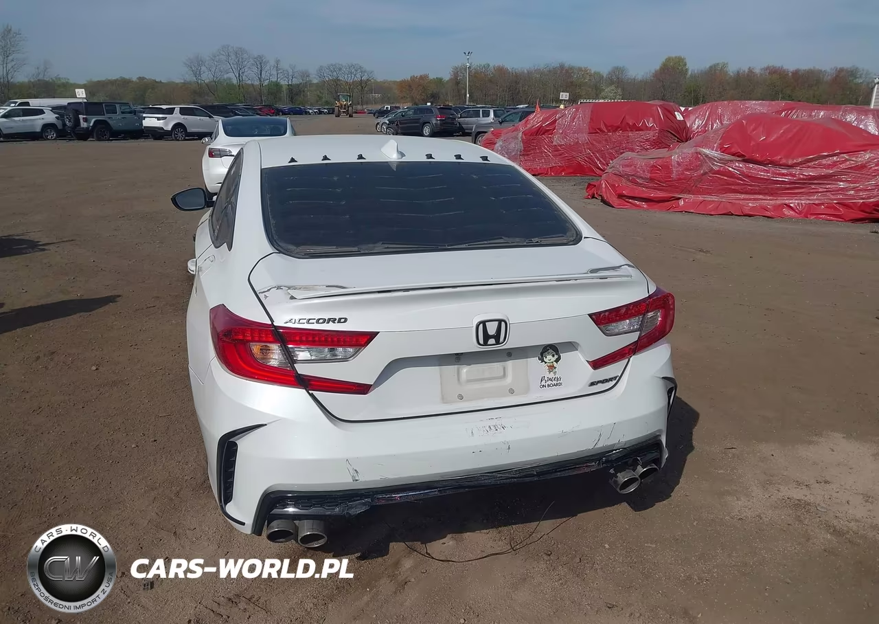 2018 Honda Accord Sport VIN:1HGCV1F34JA255639 - 17