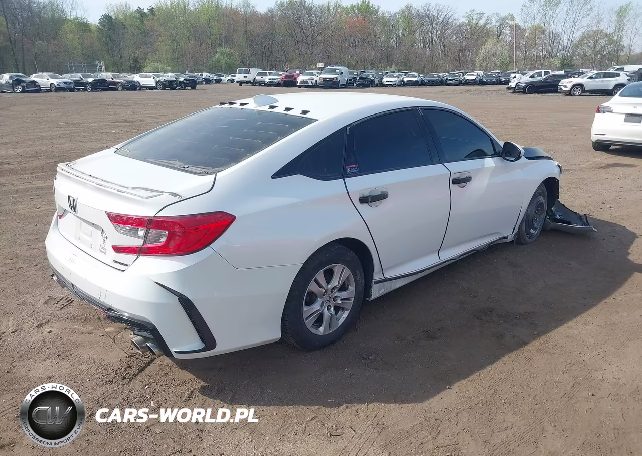 2018 Honda Accord Sport VIN:1HGCV1F34JA255639 - 4