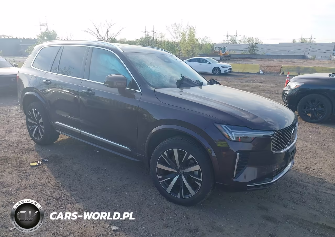 2025 Volvo Xc90 B5 Core – zdjęcie 1 z 17