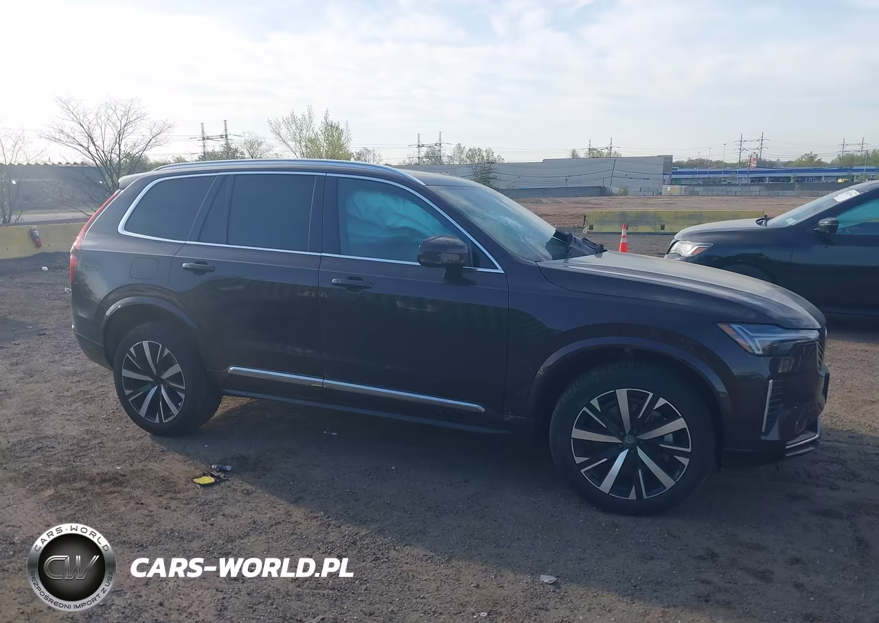 2025 Volvo Xc90 B5 Core VIN:YV4M12PA7S1376357 - 13