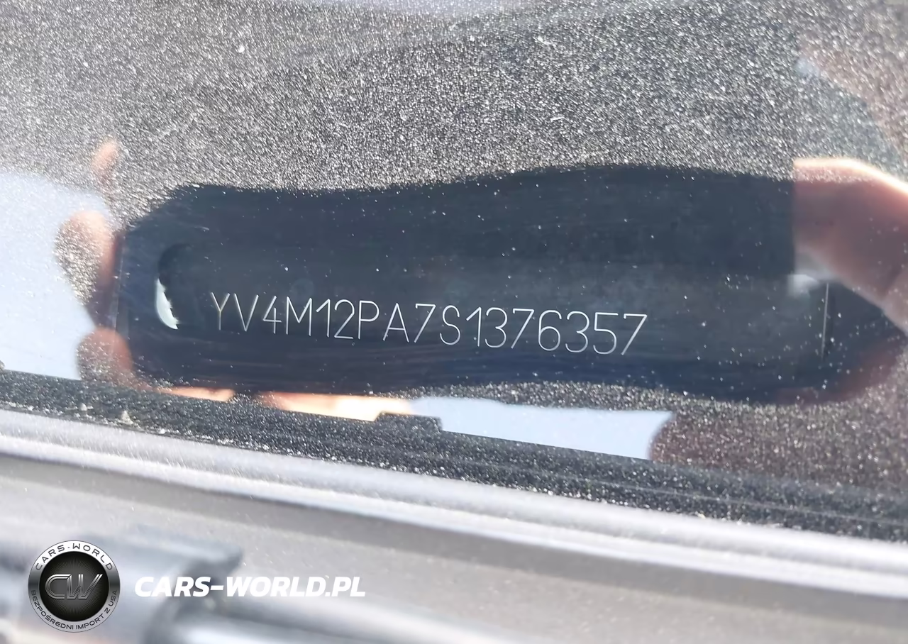 2025 Volvo Xc90 B5 Core VIN:YV4M12PA7S1376357 - 17