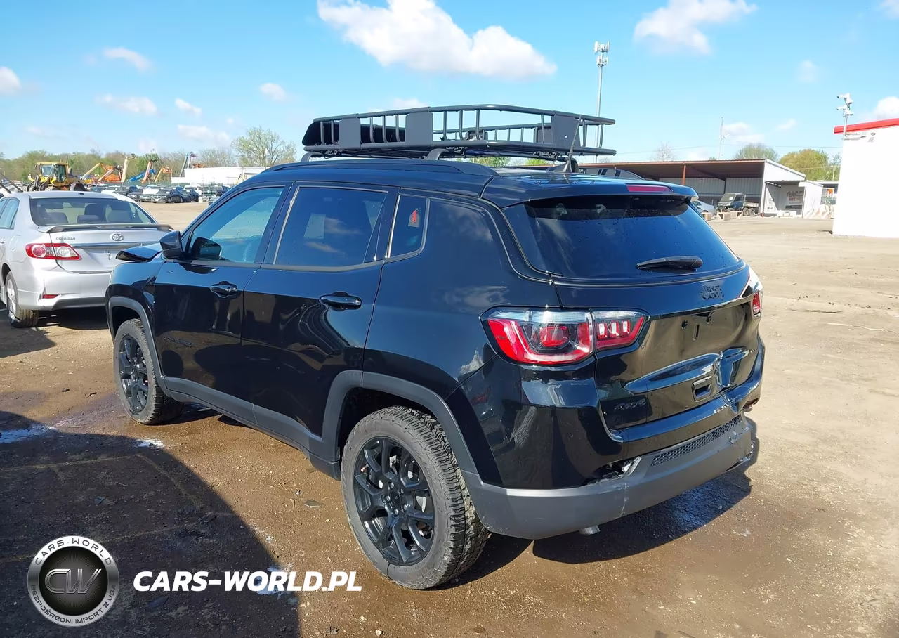 2023 Jeep Compass Altitude 4X4 VIN:3C4NJDBN6PT538041 - 3