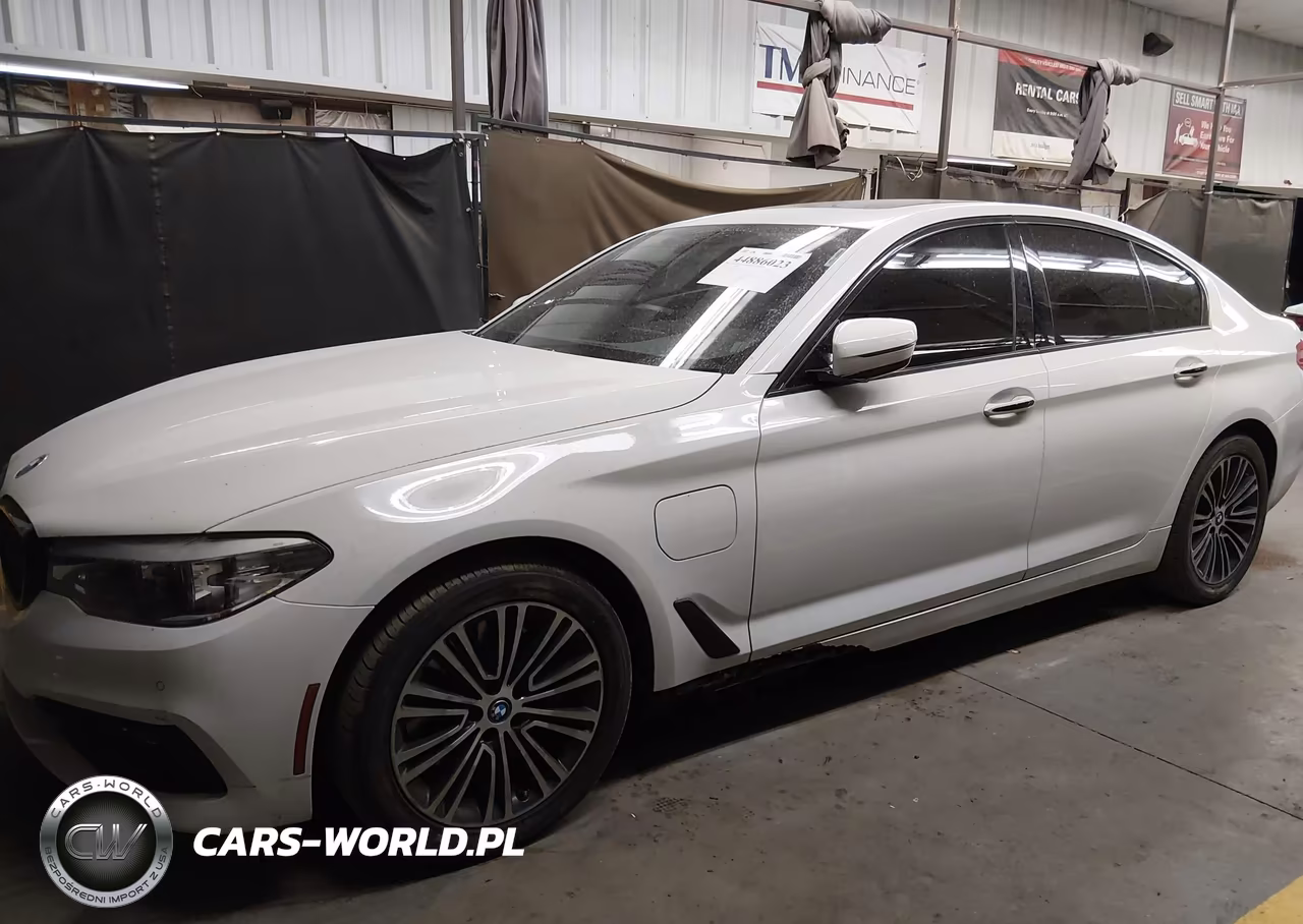 2018 BMW 530E Iperformance VIN:WBAJA9C50JB033676 - 14