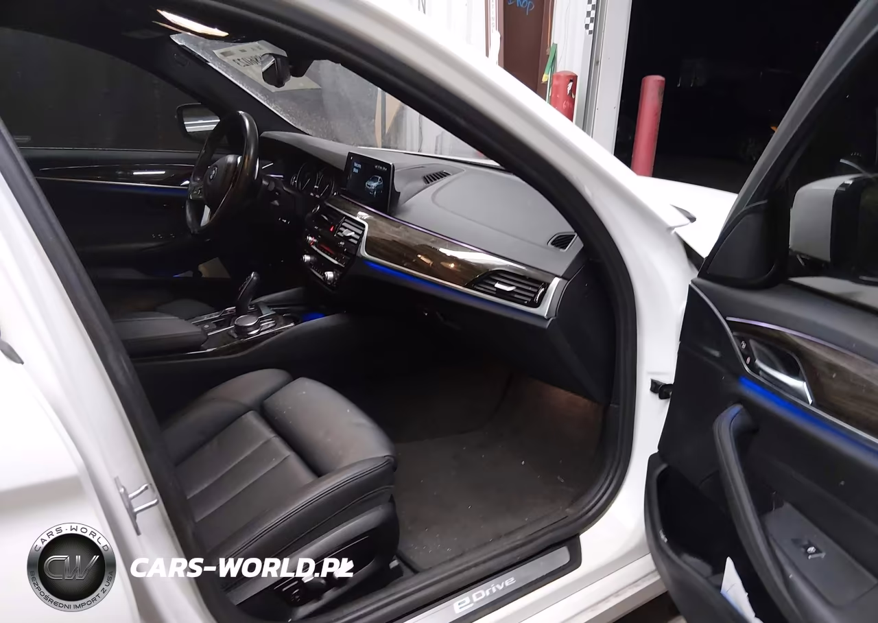 2018 BMW 530E Iperformance VIN:WBAJA9C50JB033676 - 5