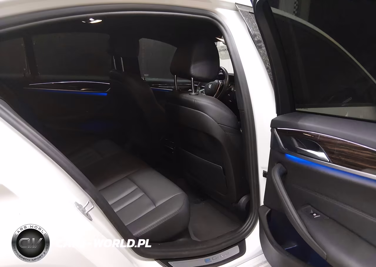 2018 BMW 530E Iperformance VIN:WBAJA9C50JB033676 - 8