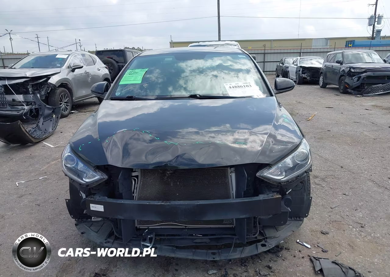2018 Hyundai Elantra Sel VIN:5NPD84LF1JH393433 - 13