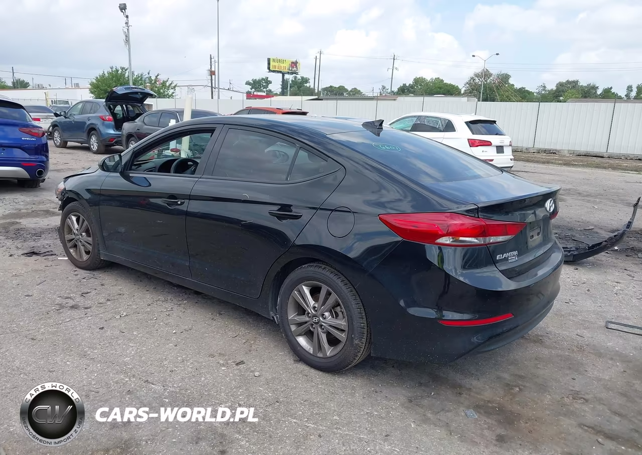 2018 Hyundai Elantra Sel VIN:5NPD84LF1JH393433 - 3