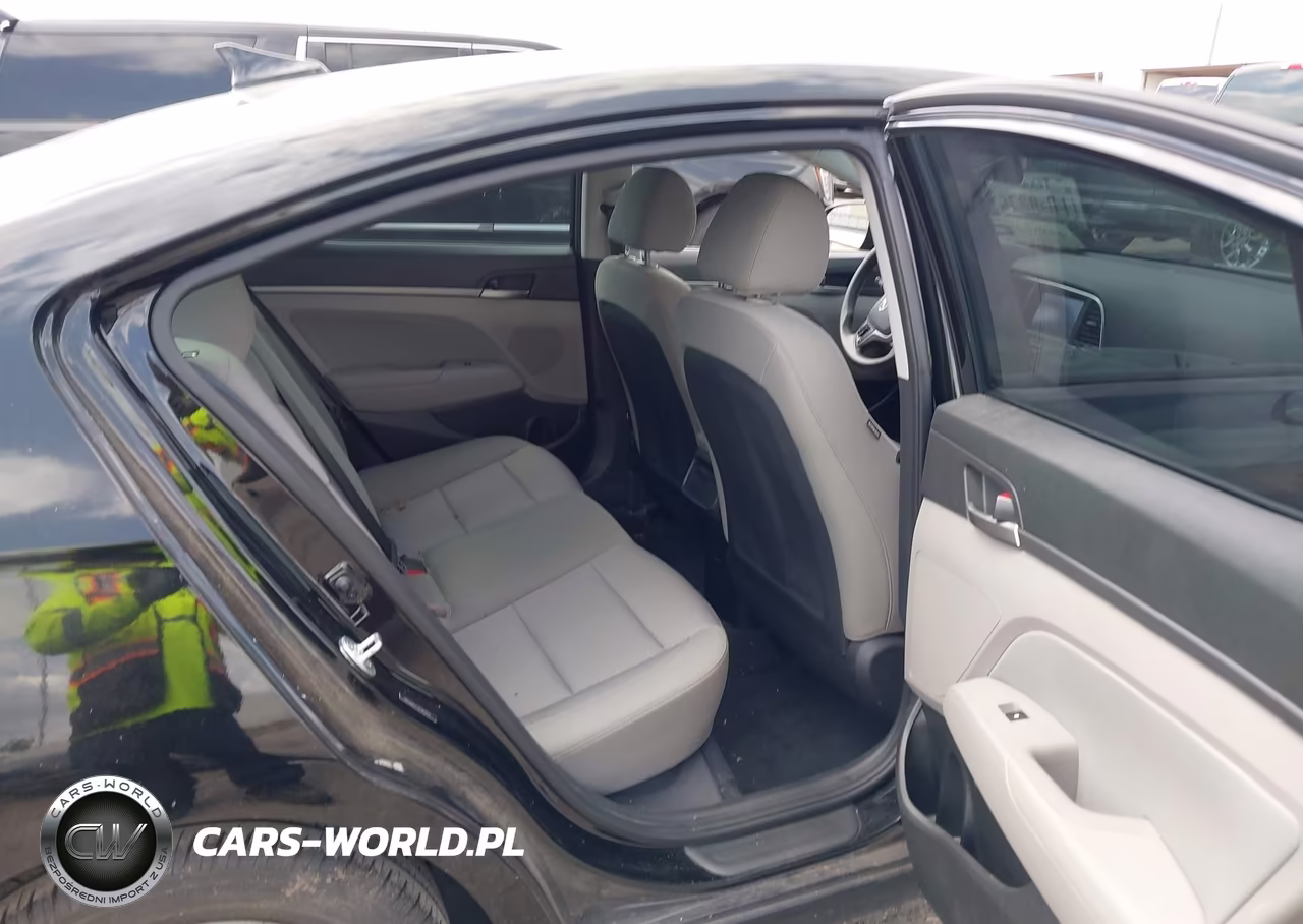 2018 Hyundai Elantra Sel VIN:5NPD84LF1JH393433 - 8