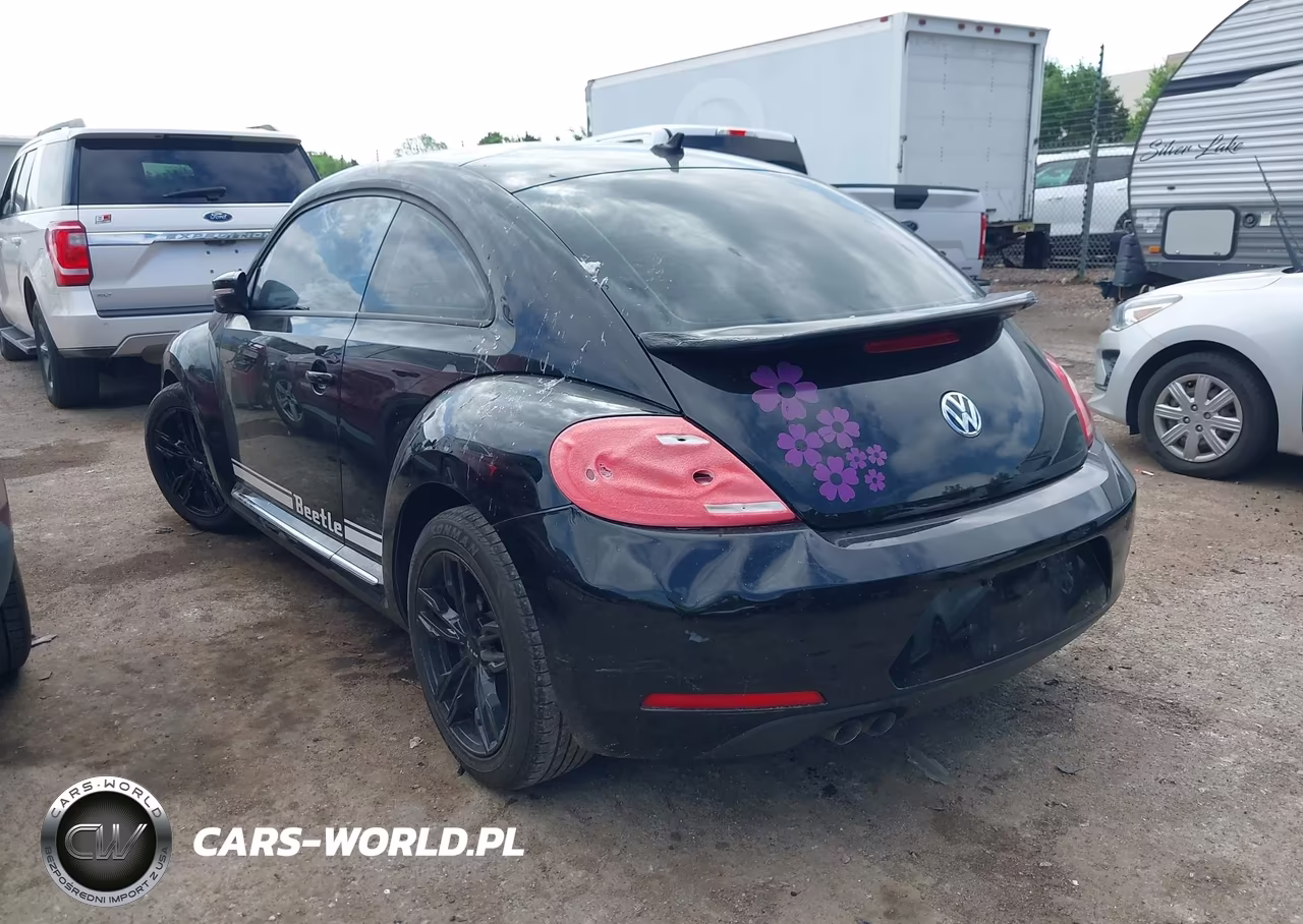 2013 Volkswagen Beetle 2.5L VIN:3VWJX7AT3DM605101 - 3