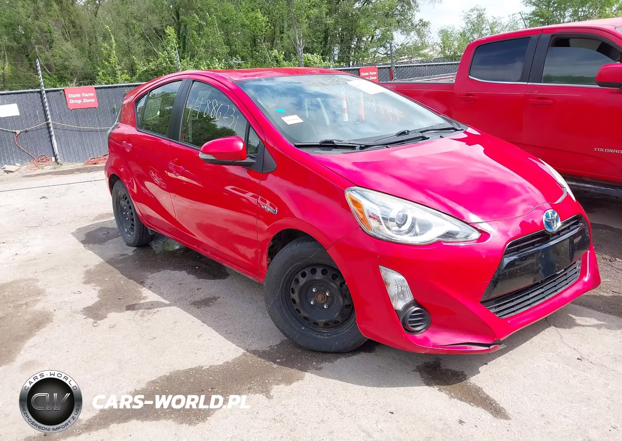 2015 Toyota Prius C Two