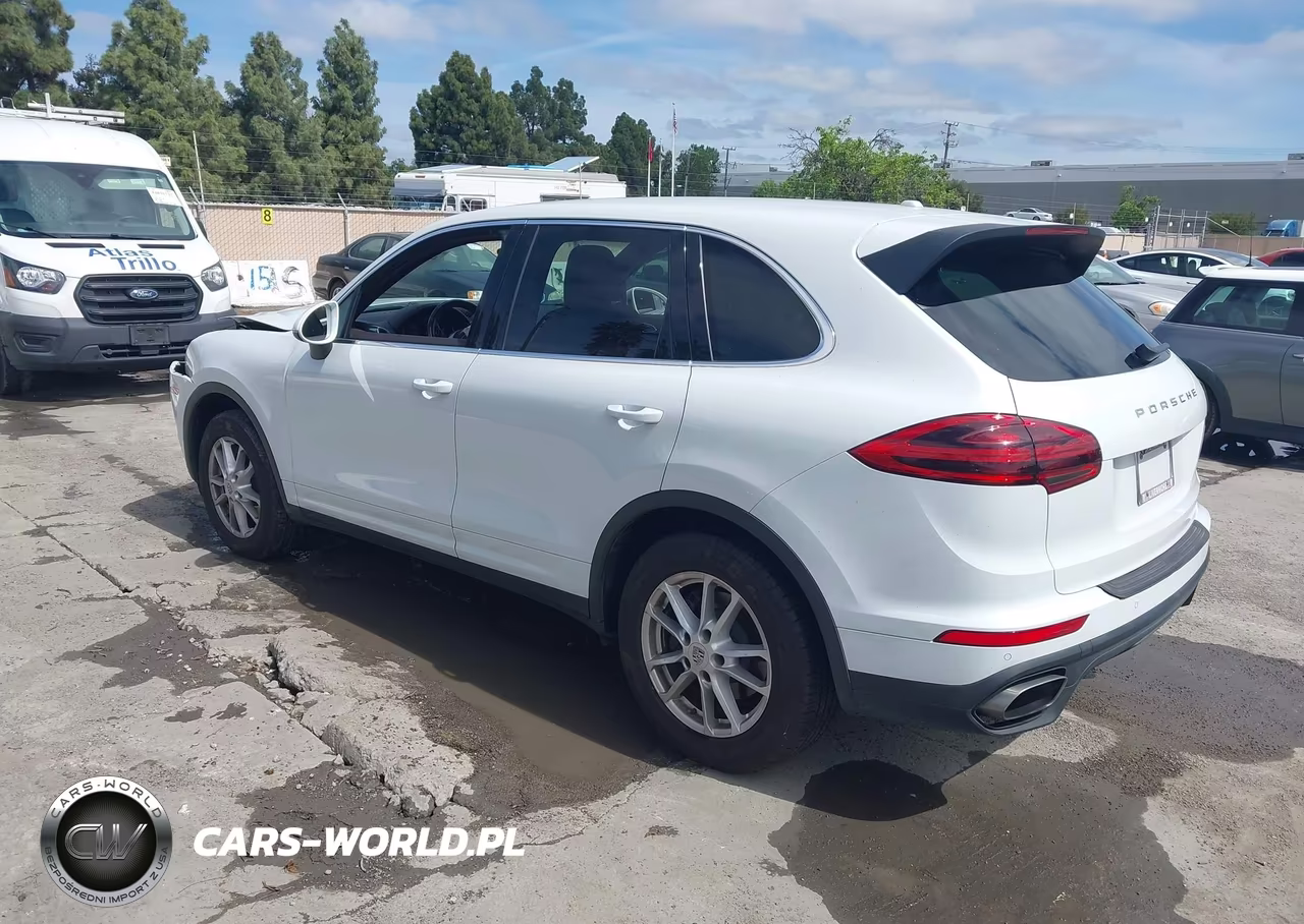 2016 Porsche Cayenne VIN:WP1AA2A26GKA36463 - 3