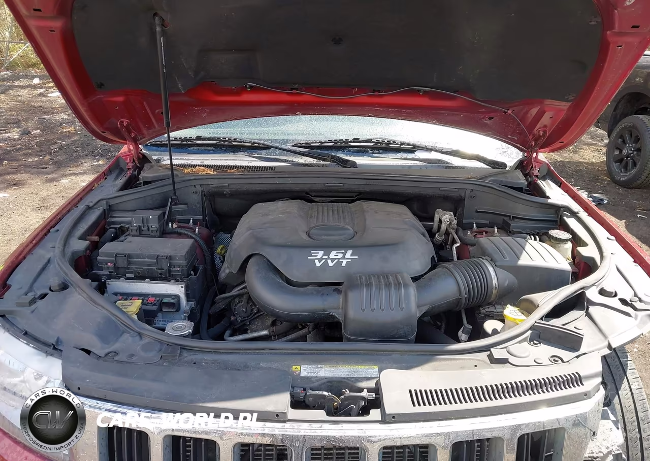 2012 Jeep Grand Cherokee Laredo VIN:1C4RJFAG1CC220270 - 10