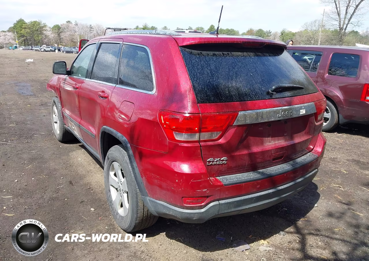 2012 Jeep Grand Cherokee Laredo VIN:1C4RJFAG1CC220270 - 3