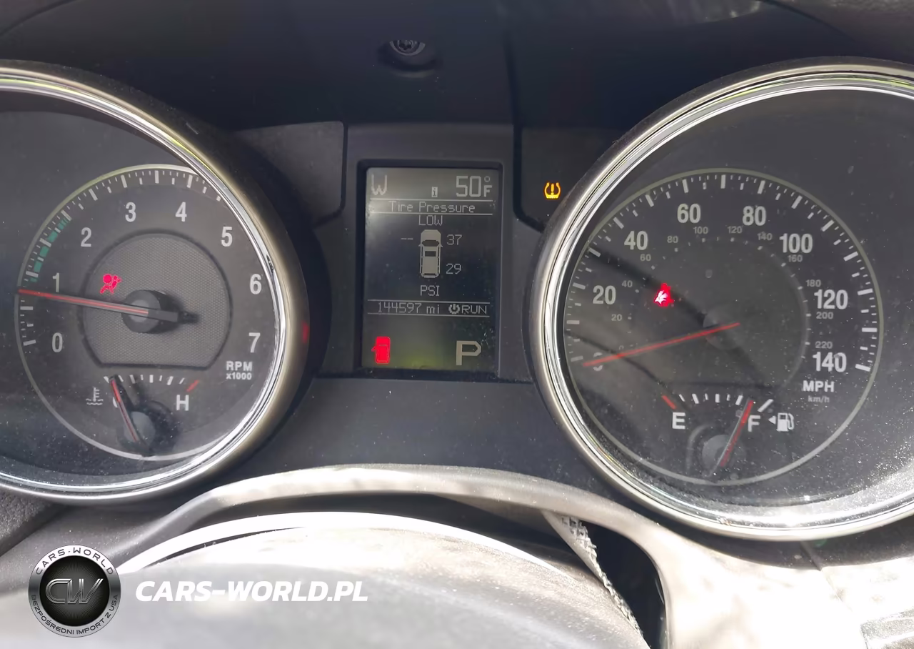 2012 Jeep Grand Cherokee Laredo VIN:1C4RJFAG1CC220270 - 7