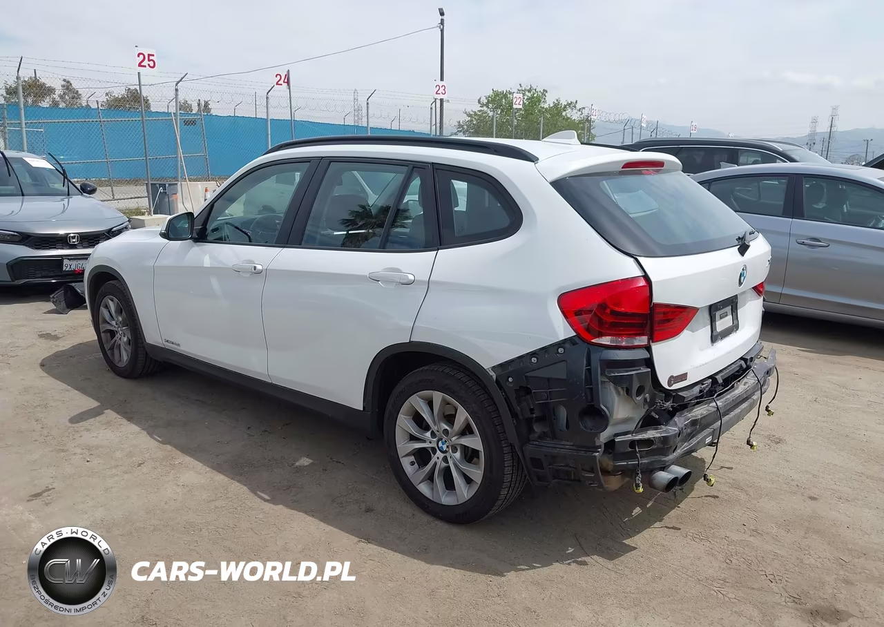 2014 BMW X1 xDrive28I VIN:WBAVL1C53EVR94001 - 3