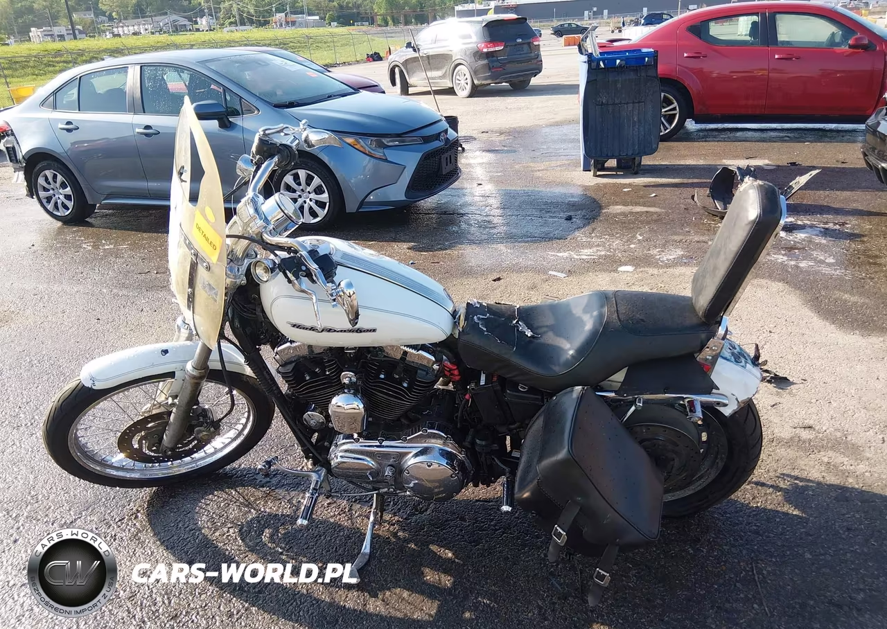 2005 Harley-Davidson Xl1200 C VIN:1HD1CGP135K433955 - 15