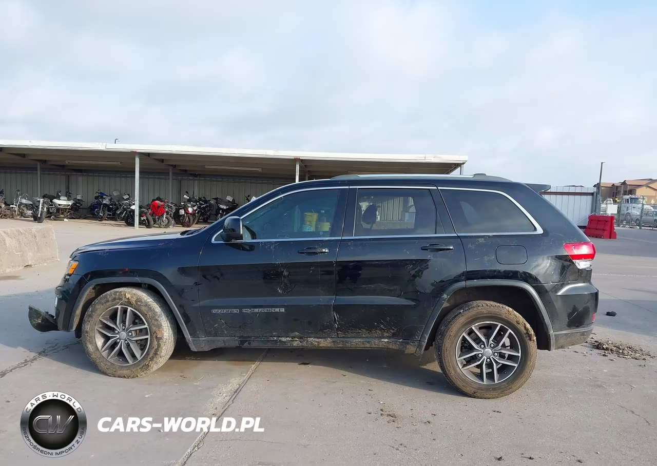 2018 Jeep Grand Cherokee Laredo E 4X2 VIN:1C4RJEAG0JC434108 - 14