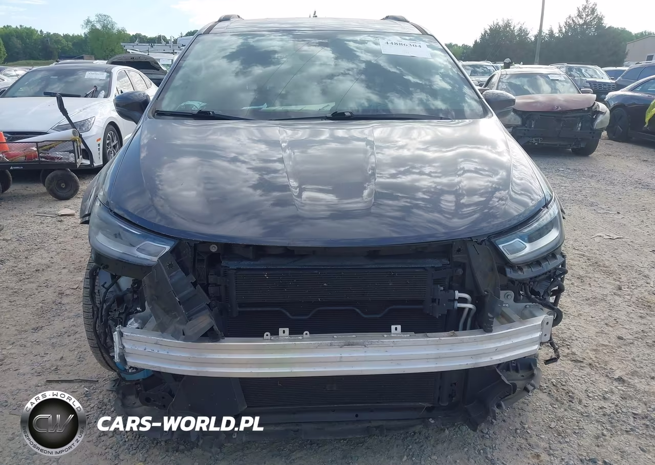 2022 Chrysler Pacifica Touring L VIN:2C4RC1BG8NR150417 - 12