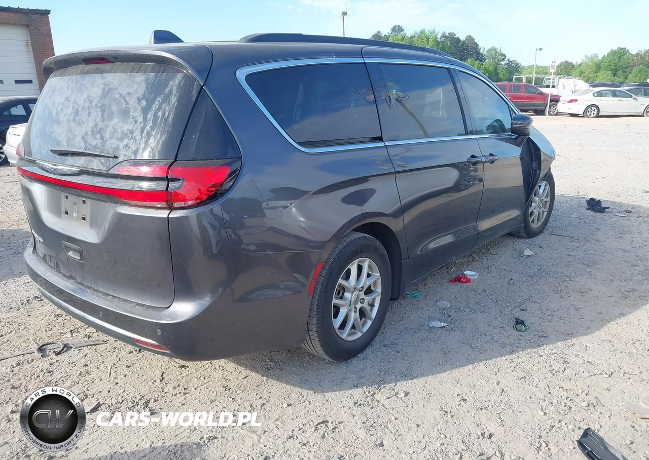 2022 Chrysler Pacifica Touring L VIN:2C4RC1BG8NR150417 - 4