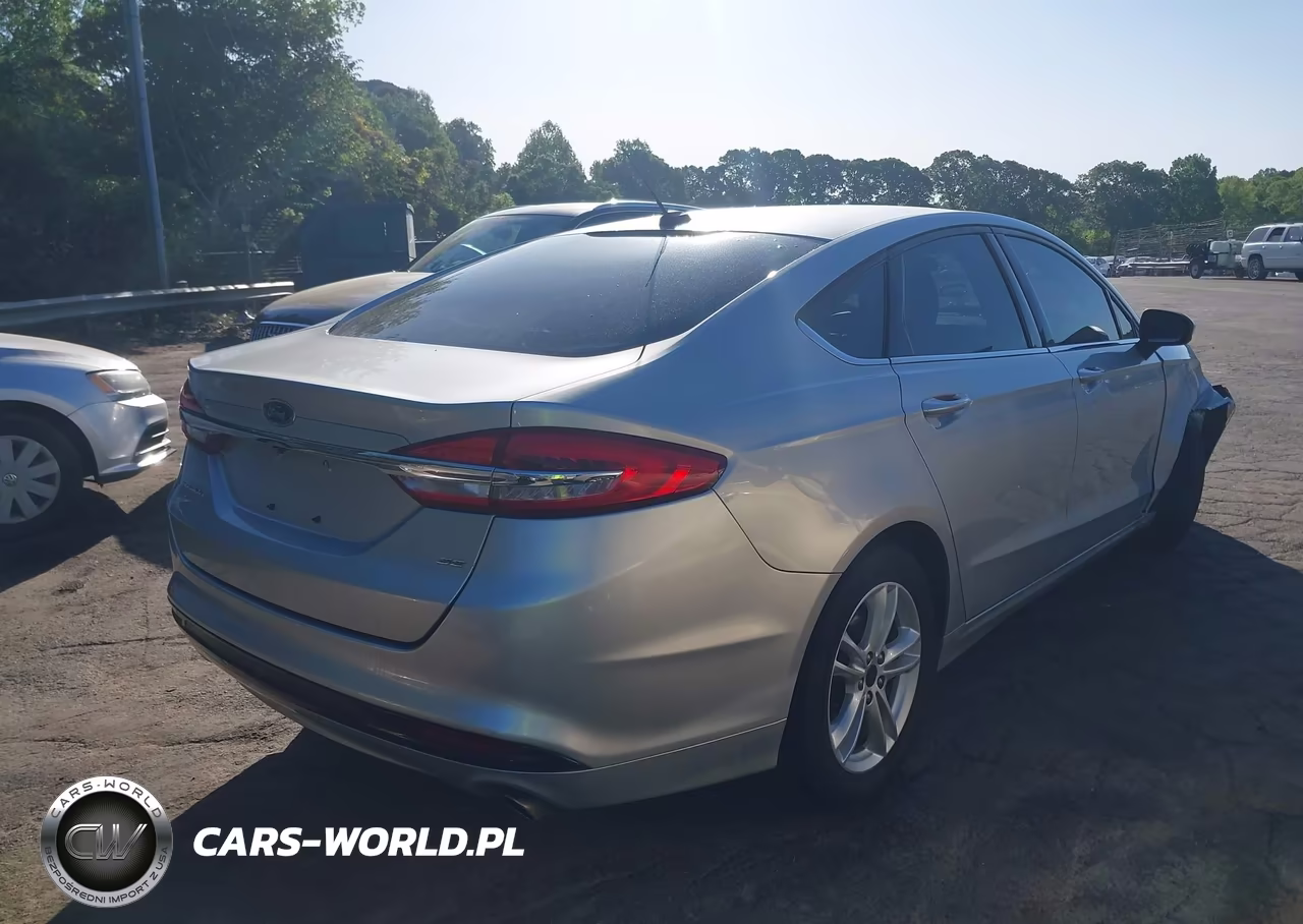 2018 Ford Fusion Se VIN:3FA6P0H77JR143736 - 4