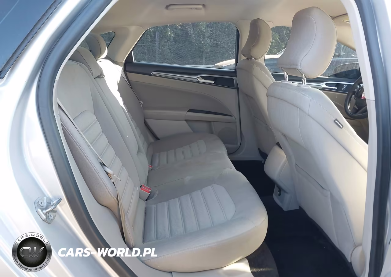 2018 Ford Fusion Se VIN:3FA6P0H77JR143736 - 8