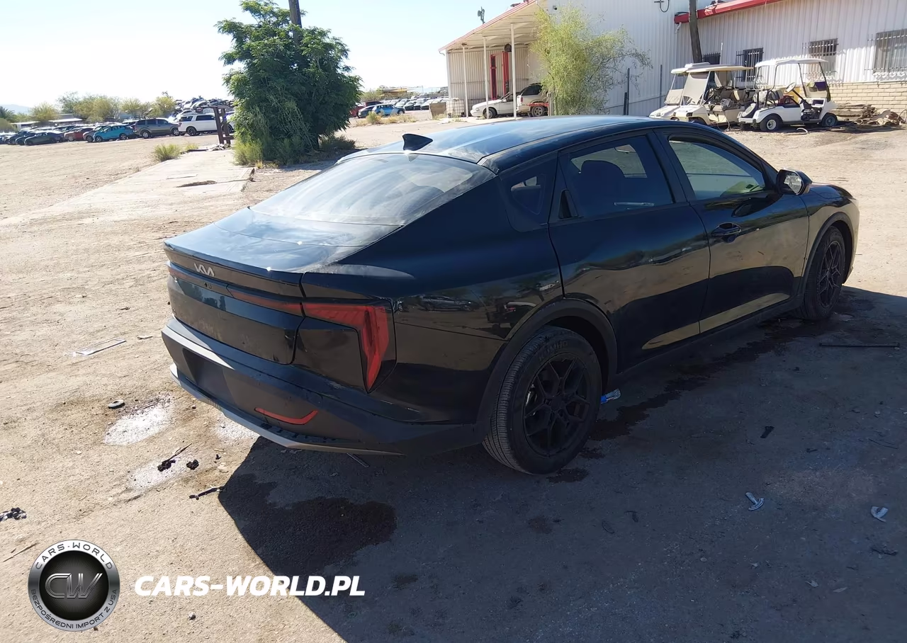 2025 Kia K4 Lx VIN:3KPFT4DE4SE237602 - 4