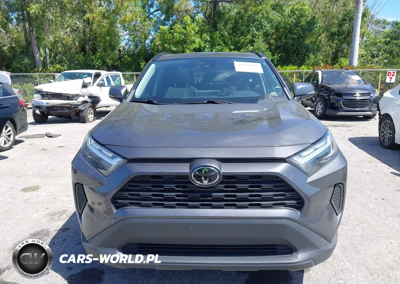 2022 Toyota Rav4 Xle VIN:2T3W1RFV8NW203123 - 13