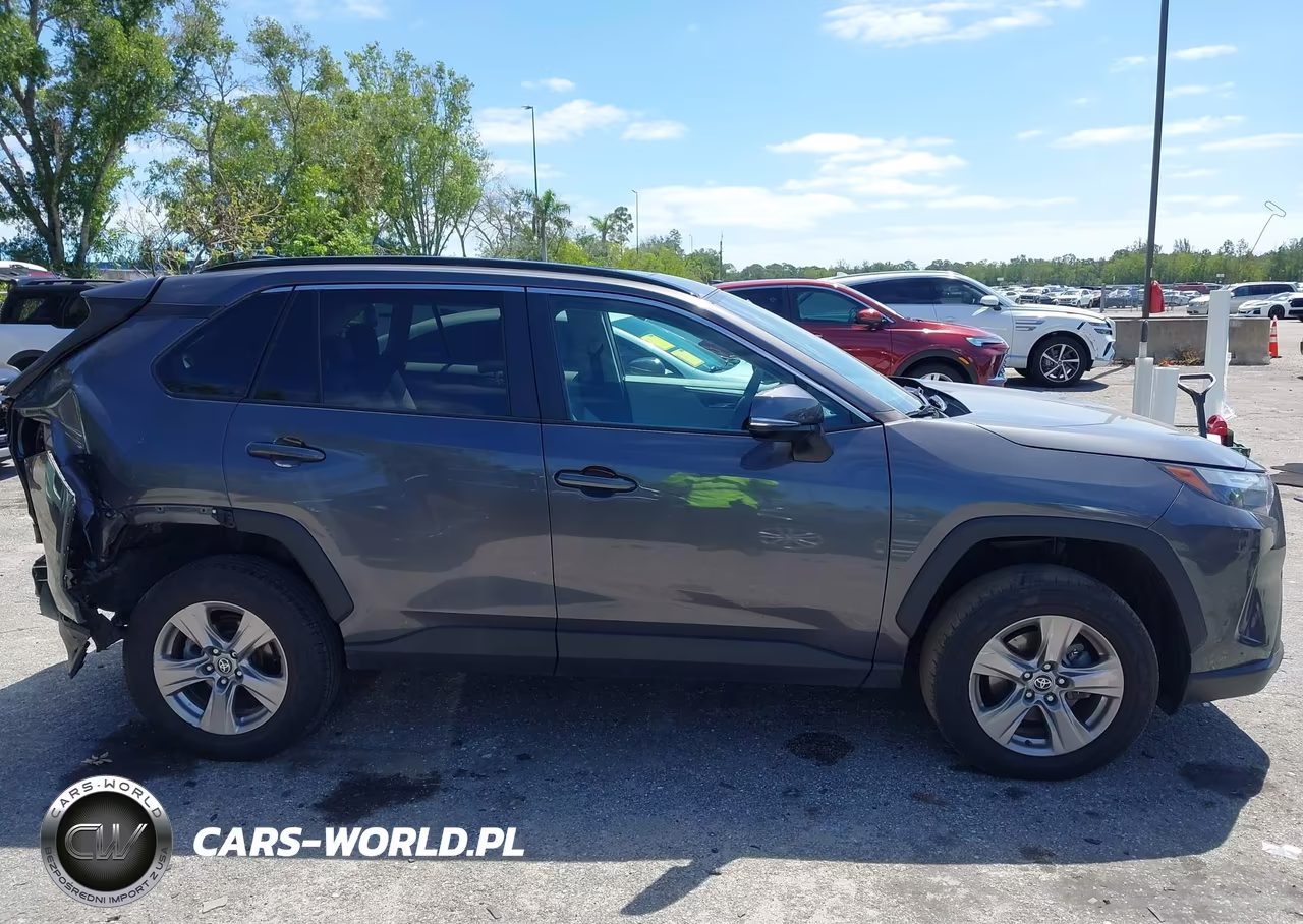 2022 Toyota Rav4 Xle VIN:2T3W1RFV8NW203123 - 14