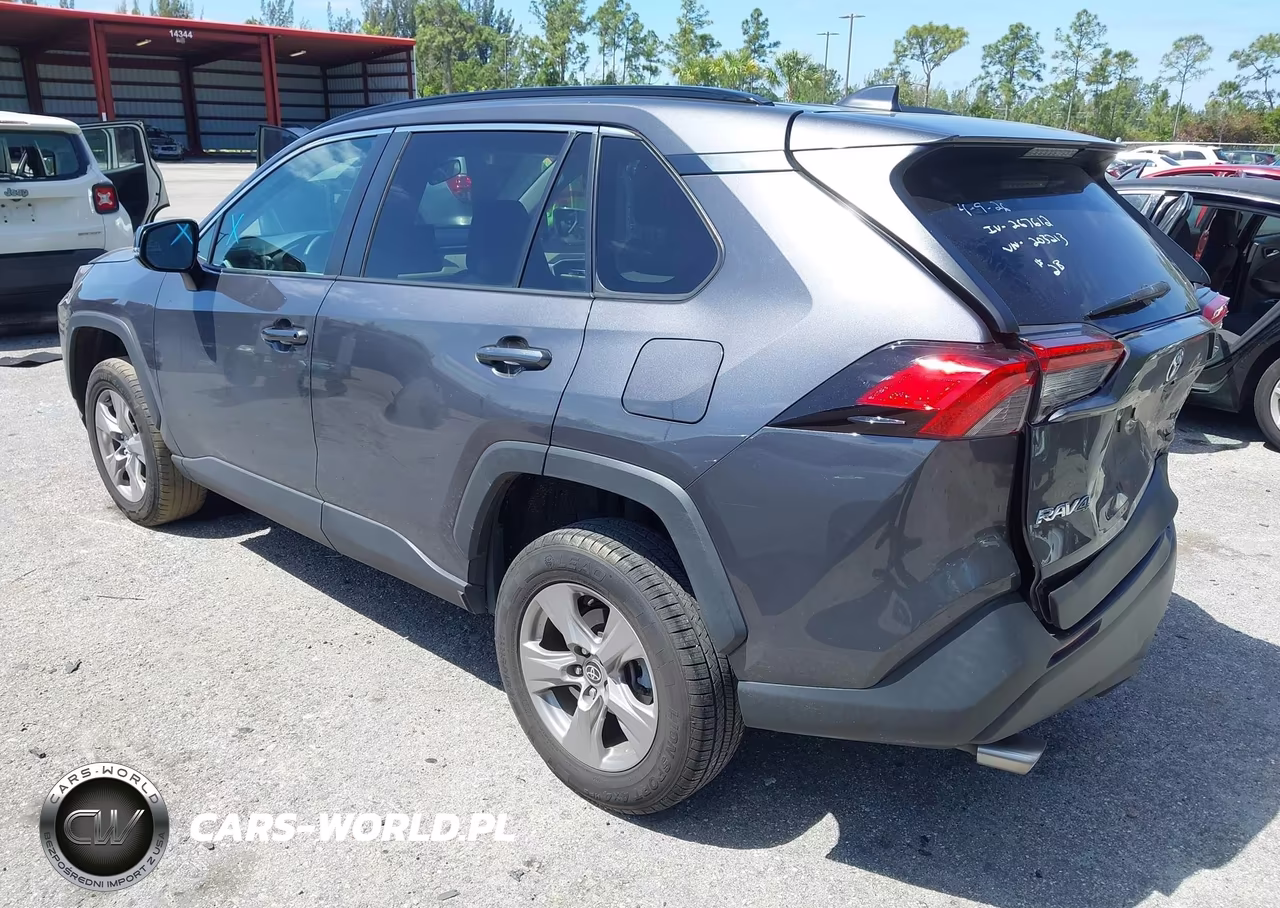 2022 Toyota Rav4 Xle VIN:2T3W1RFV8NW203123 - 3