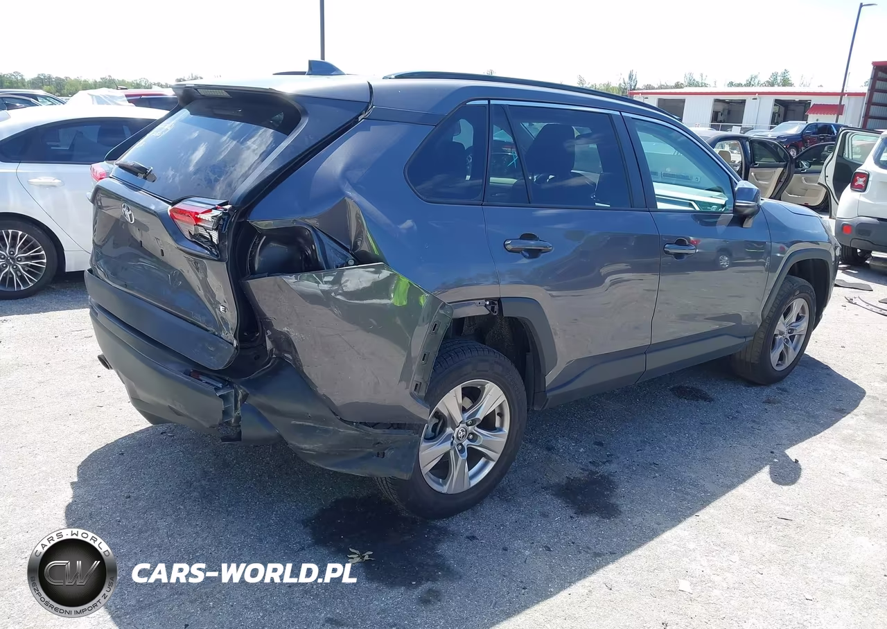 2022 Toyota Rav4 Xle VIN:2T3W1RFV8NW203123 - 4