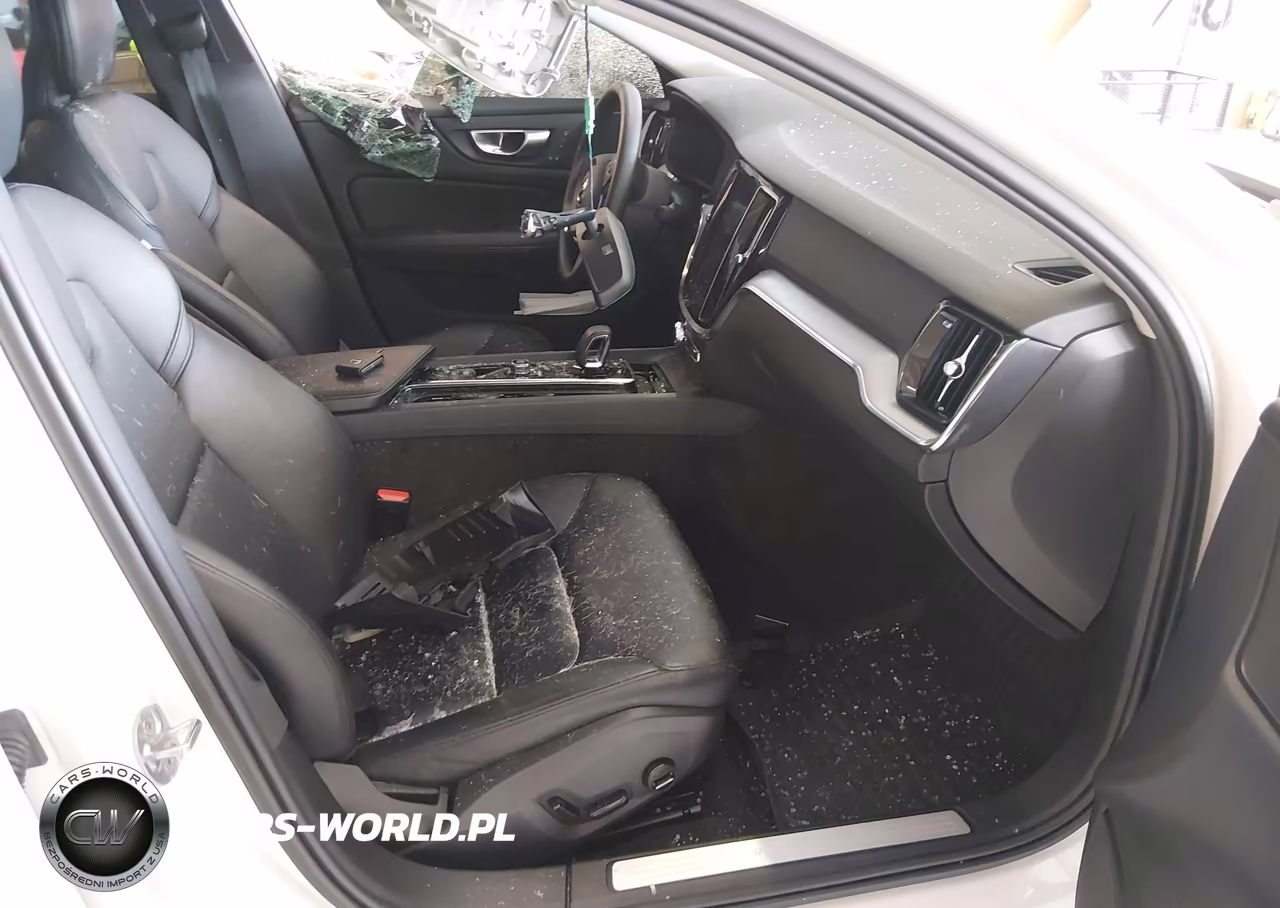 2024 Volvo S60 B5 Core Dark Theme VIN:7JRL12FK8RG323314 - 5