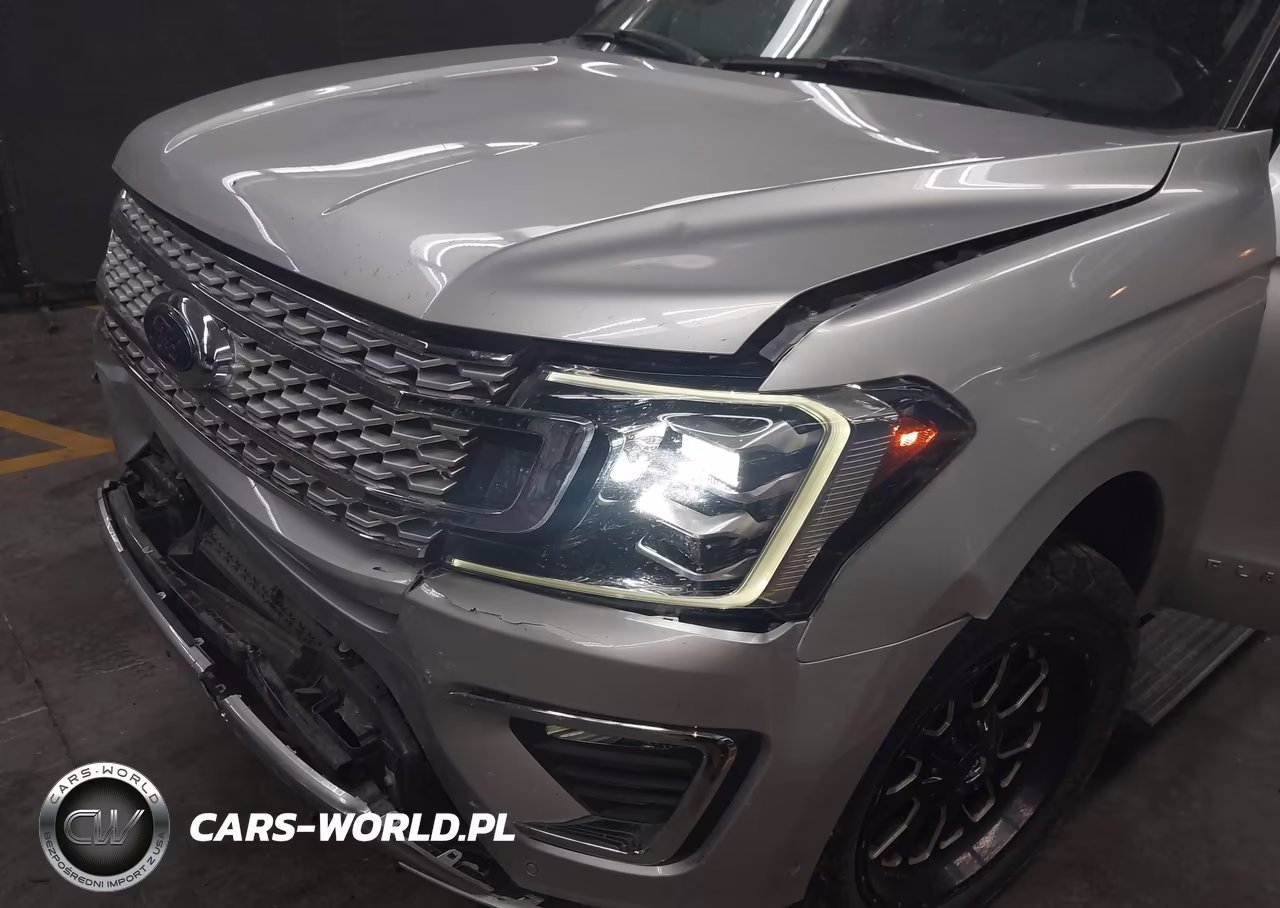 2018 Ford Expedition Platinum VIN:1FMJU1MT2JEA02464 - 6