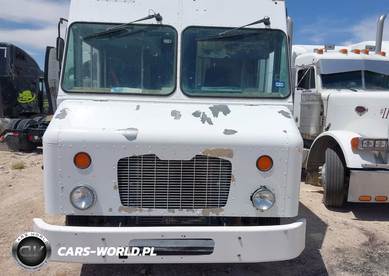 2010 Freightliner Chassis M Line Walk-In Van VIN:4UZAAPDU9ACAS1709 - 11