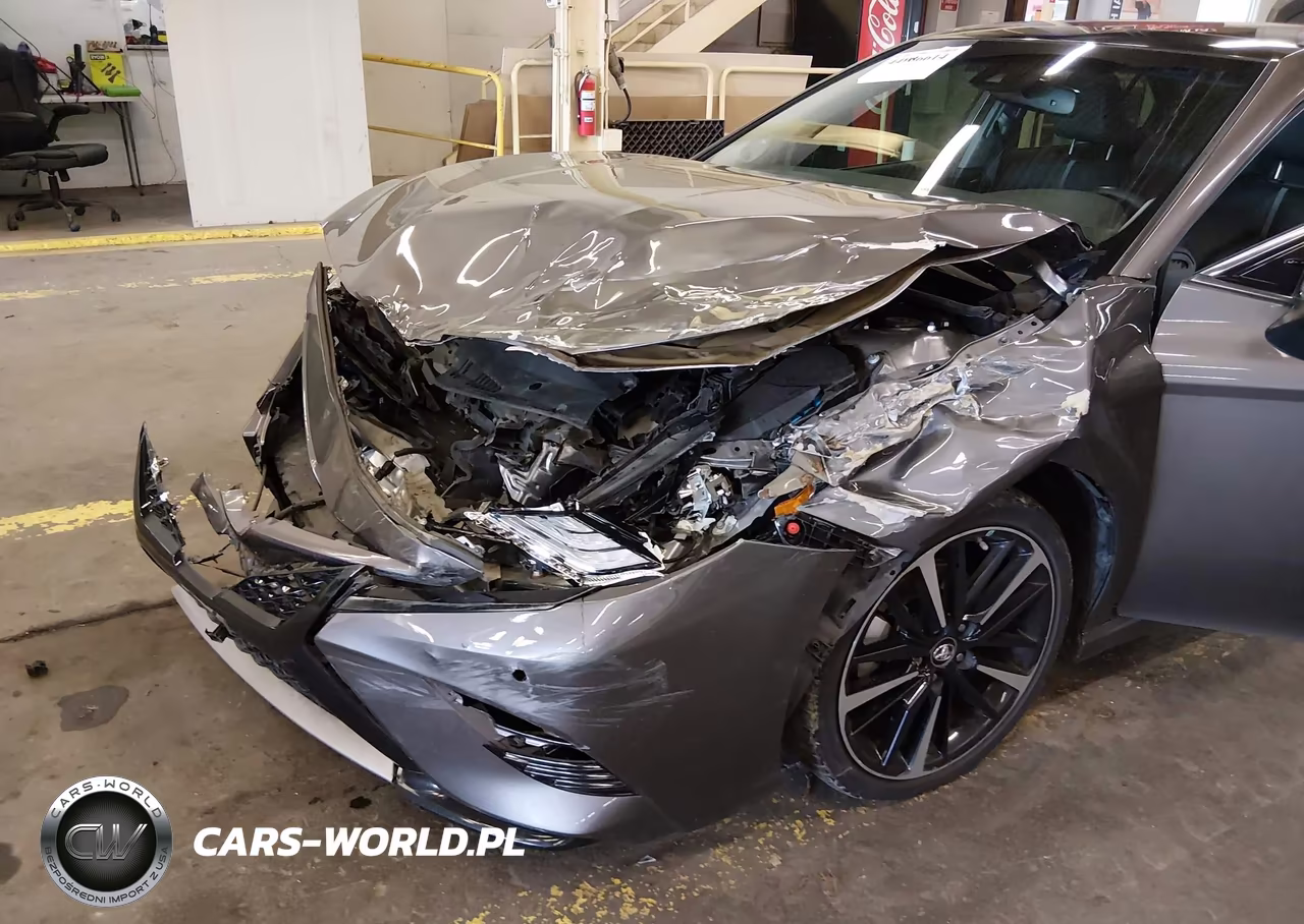 2018 Toyota Camry Xse VIN:4T1B61HK0JU069411 - 6