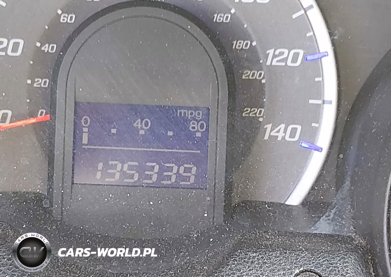 2013 Honda Fit Sport VIN:JHMGE8H55DC017975 - 16