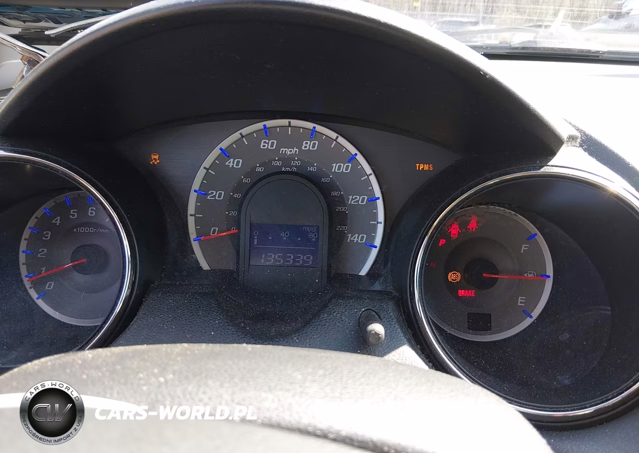 2013 Honda Fit Sport VIN:JHMGE8H55DC017975 - 7