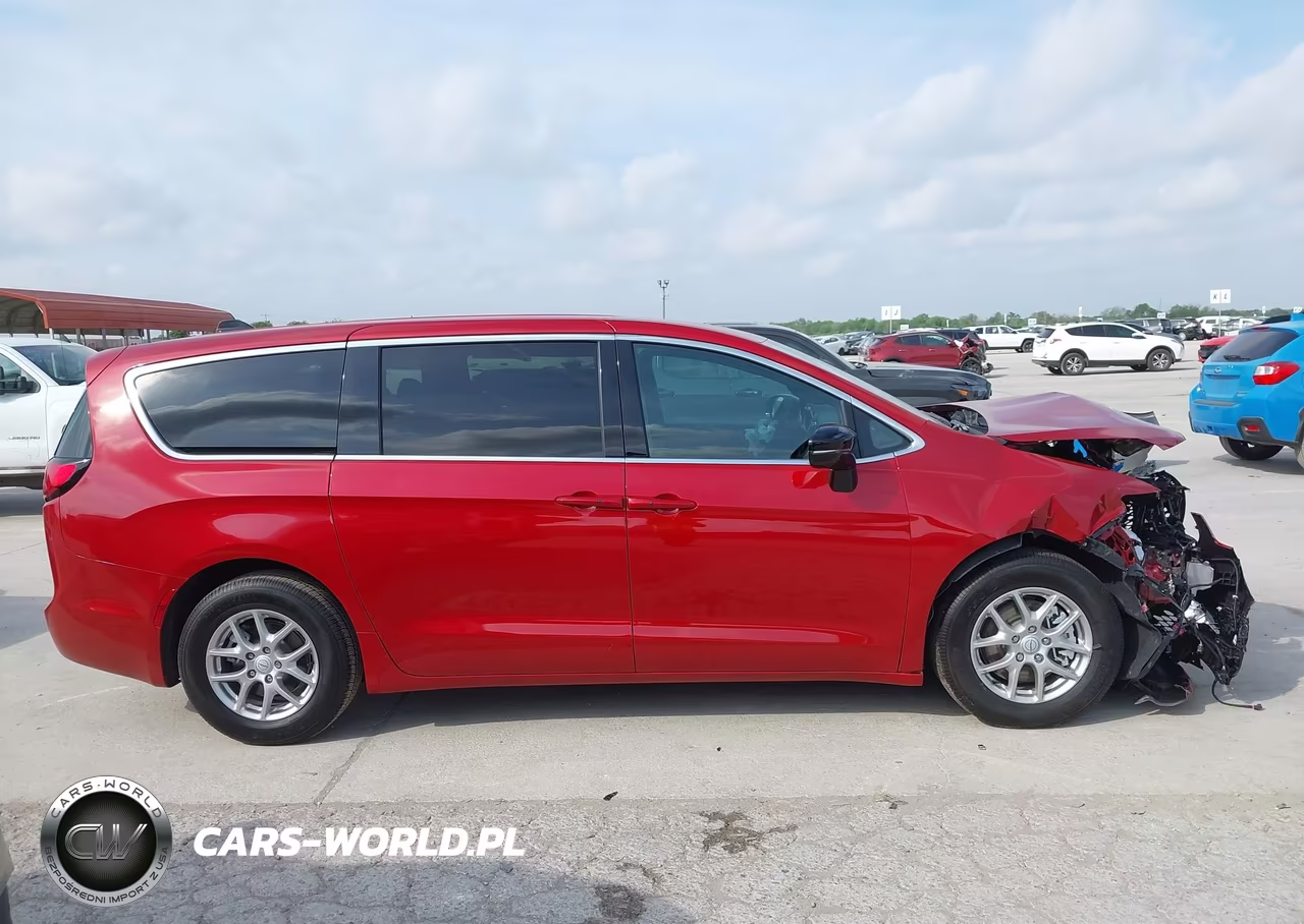 2026 Chrysler Pacifica Select VIN:2C4RC1BG6TR251257 - 14