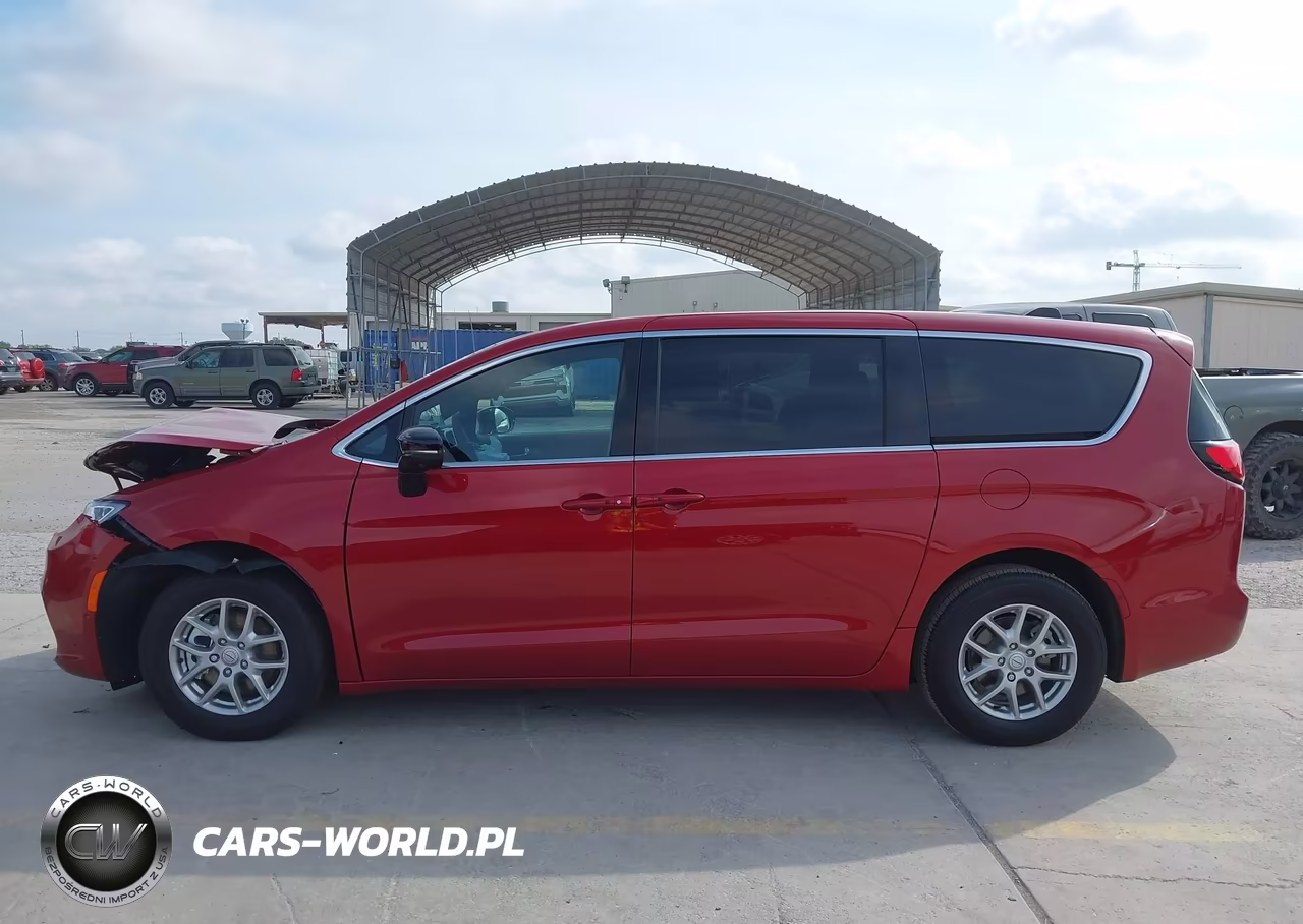 2026 Chrysler Pacifica Select VIN:2C4RC1BG6TR251257 - 15