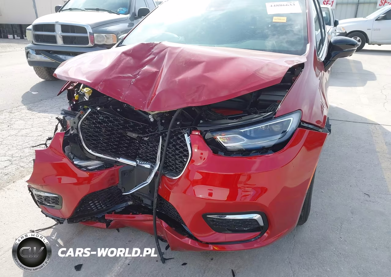 2026 Chrysler Pacifica Select VIN:2C4RC1BG6TR251257 - 19