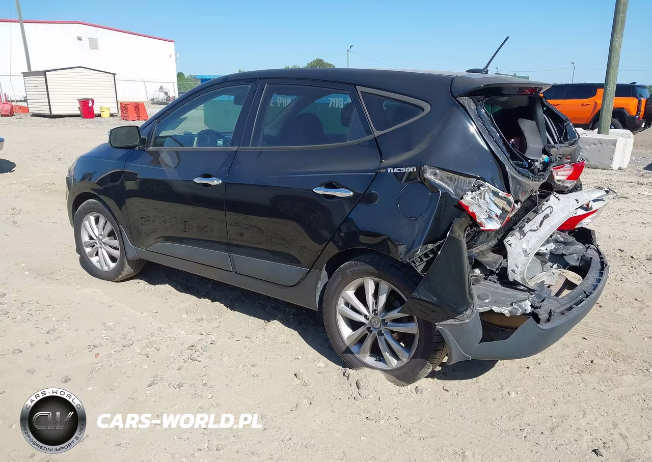 2011 Hyundai Tucson Limited VIN:KM8JU3AC7BU198103 - 3