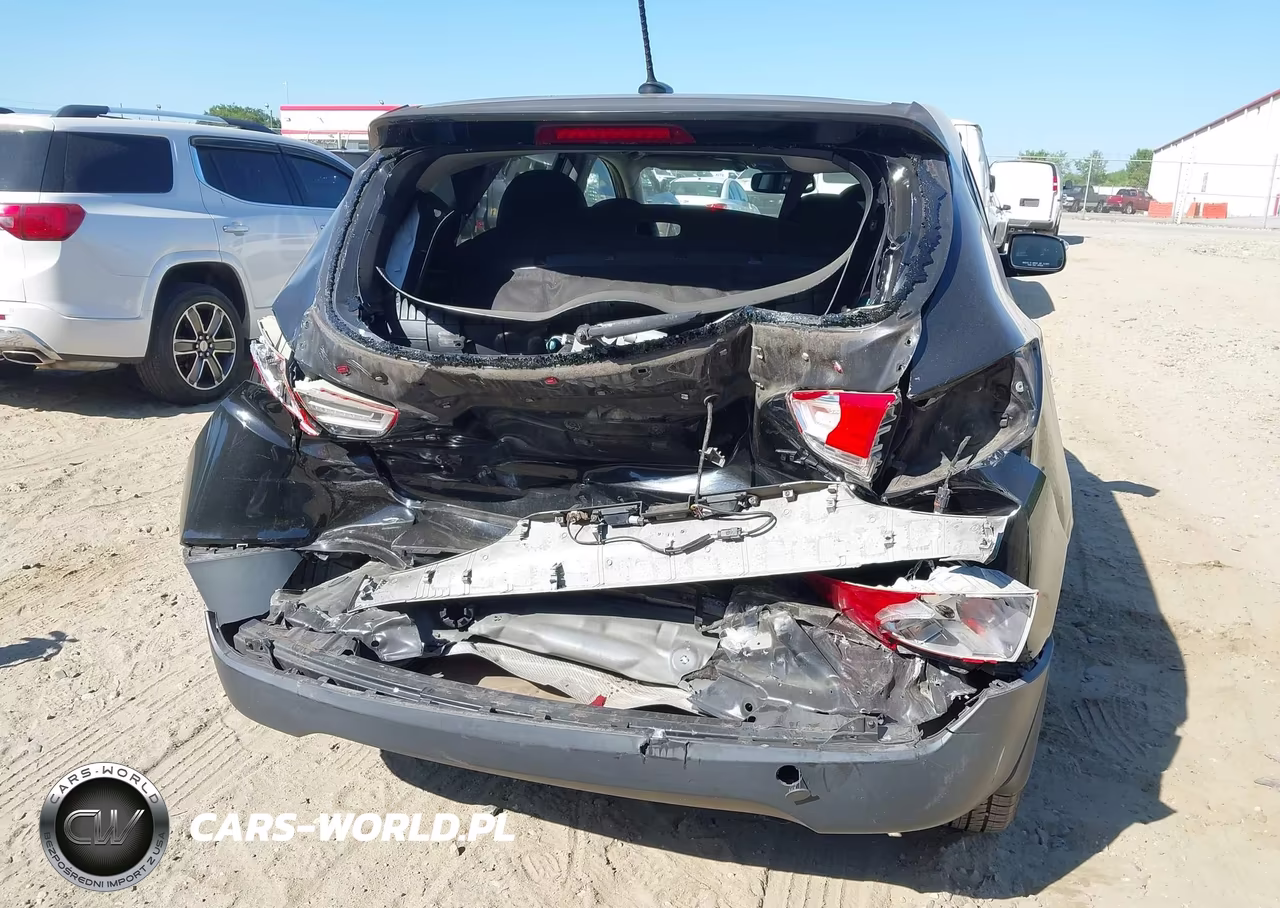 2011 Hyundai Tucson Limited VIN:KM8JU3AC7BU198103 - 6
