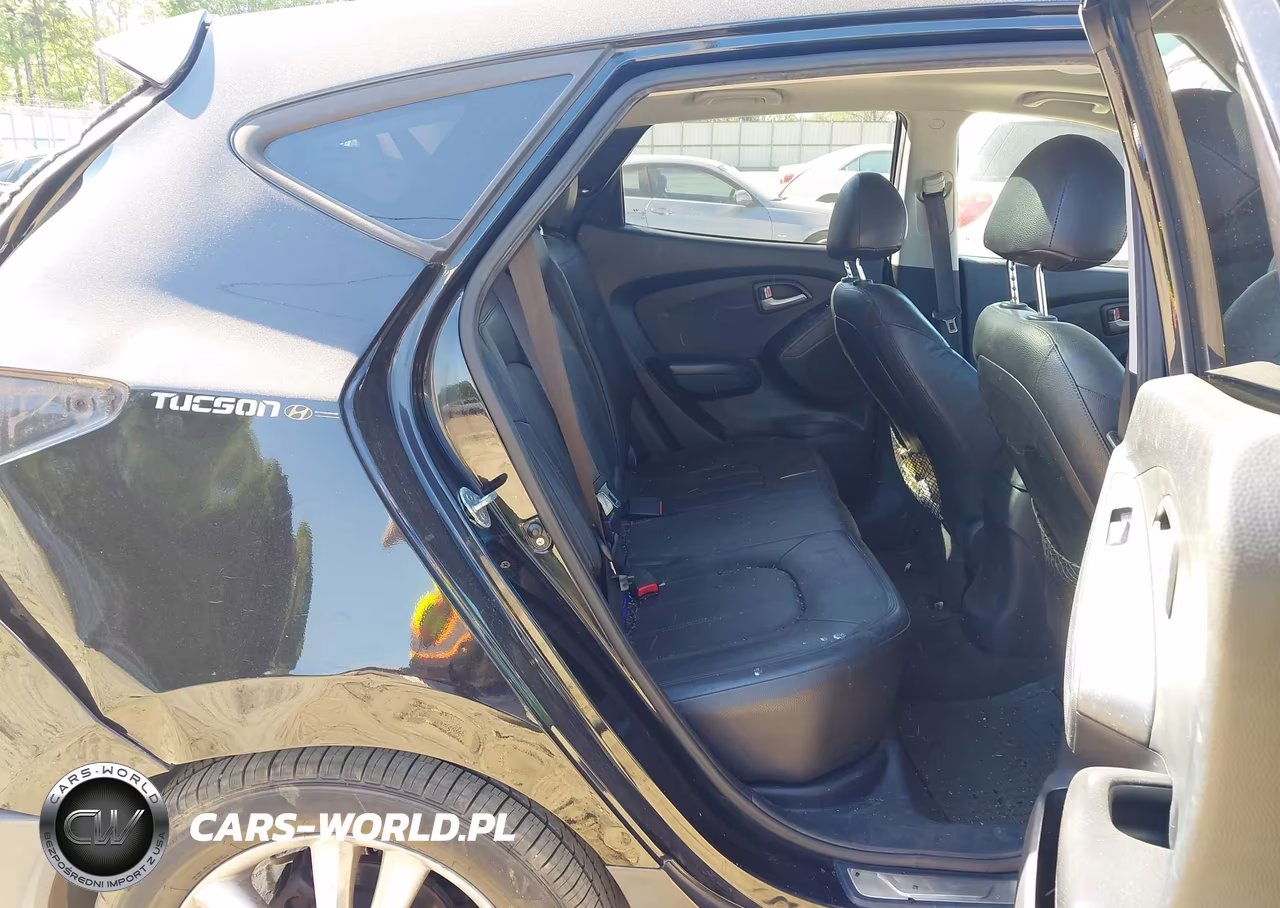 2011 Hyundai Tucson Limited VIN:KM8JU3AC7BU198103 - 8