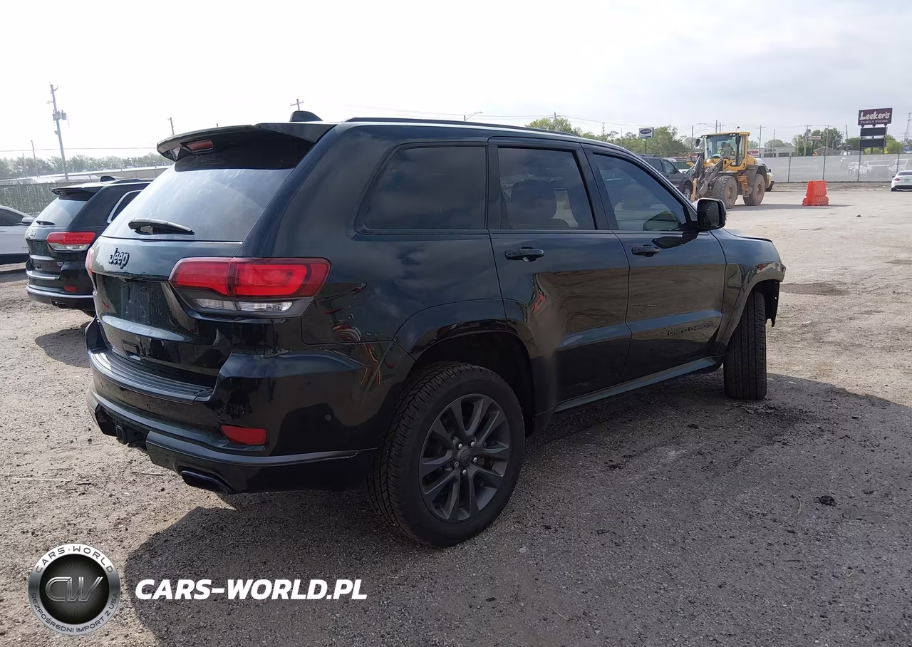 2018 Jeep Grand Cherokee Overland VIN:1C4RJFCM6JC411912 - 4
