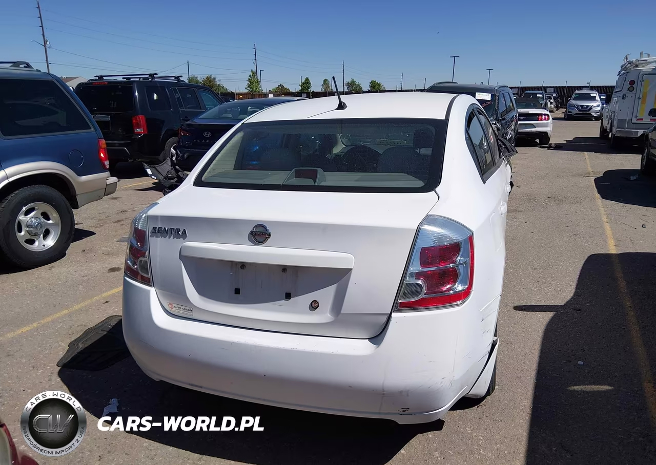 2009 Nissan Sentra 2.0 VIN:3N1AB61E79L645386 - 16