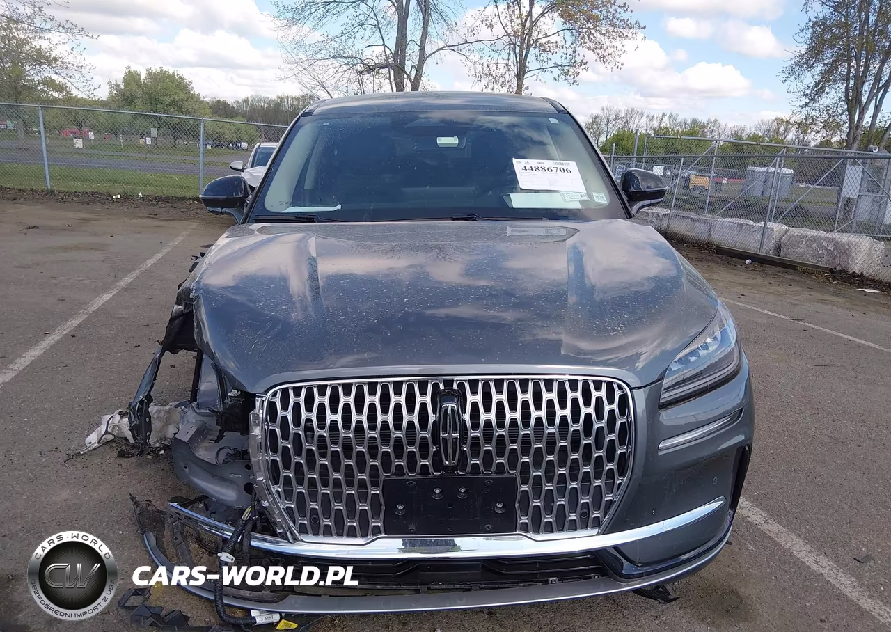 2025 Lincoln Corsair Premiere VIN:5LMCJ1DA2SUL13526 - 12