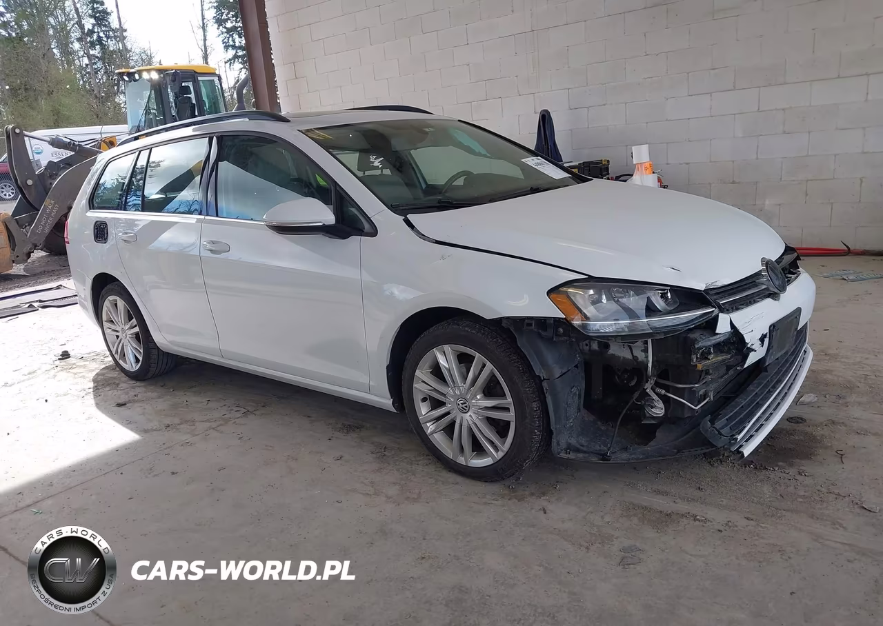 2015 Volkswagen Golf Sportwagen Tdi Se 4-Door
