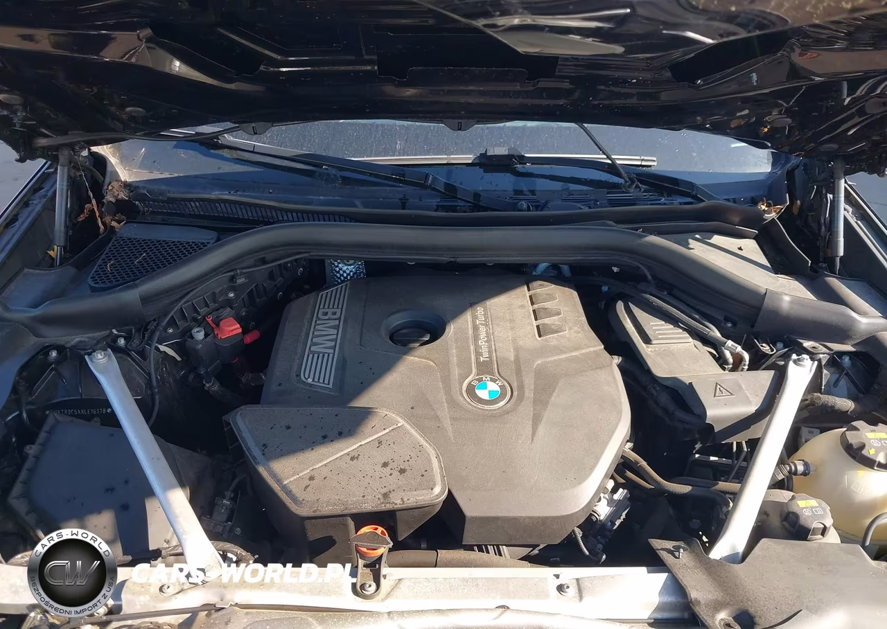 2019 BMW X3 xDrive30I VIN:5UXTR9C5XKLE16378 - 10