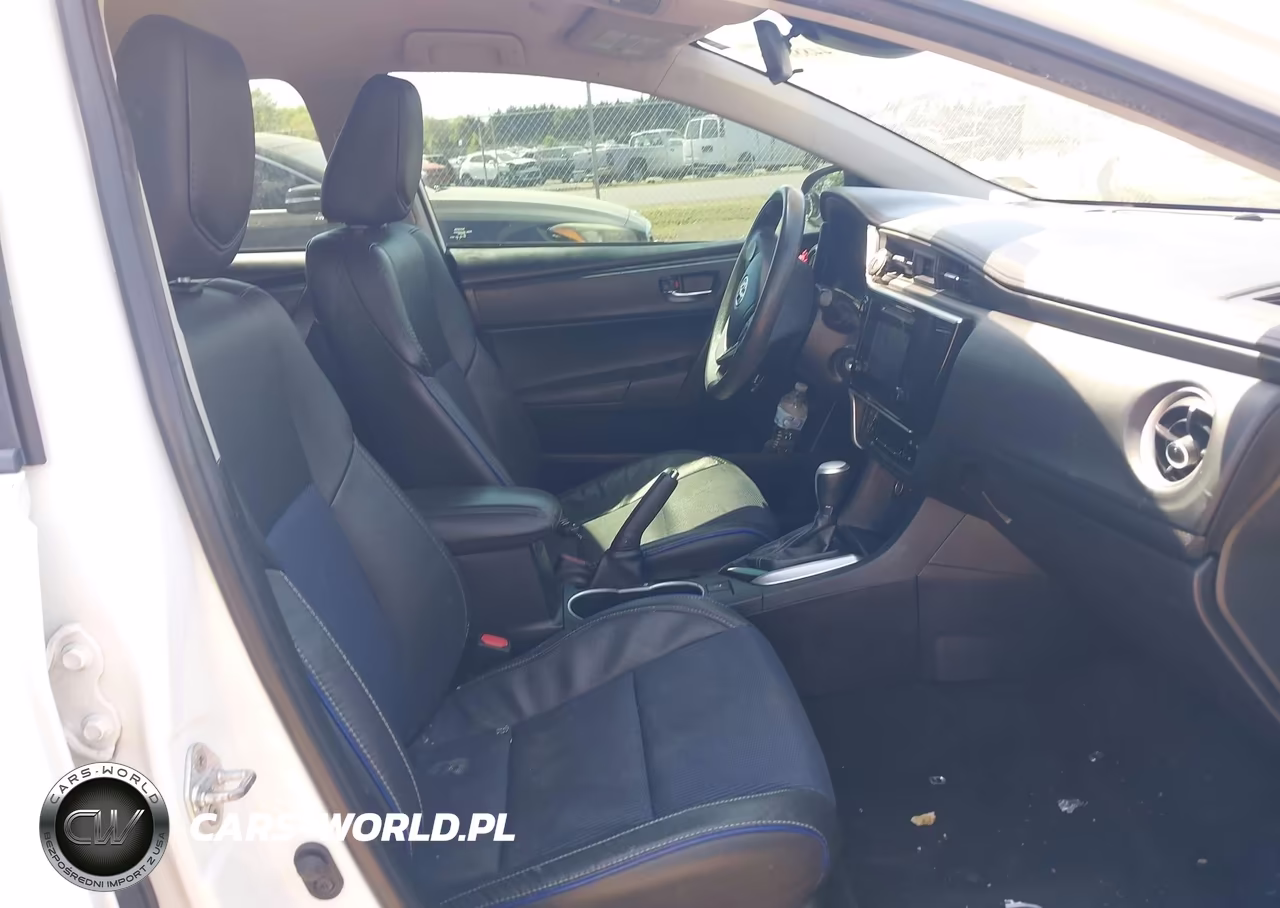 2018 Toyota Corolla Le VIN:2T1BURHE9JC055698 - 5