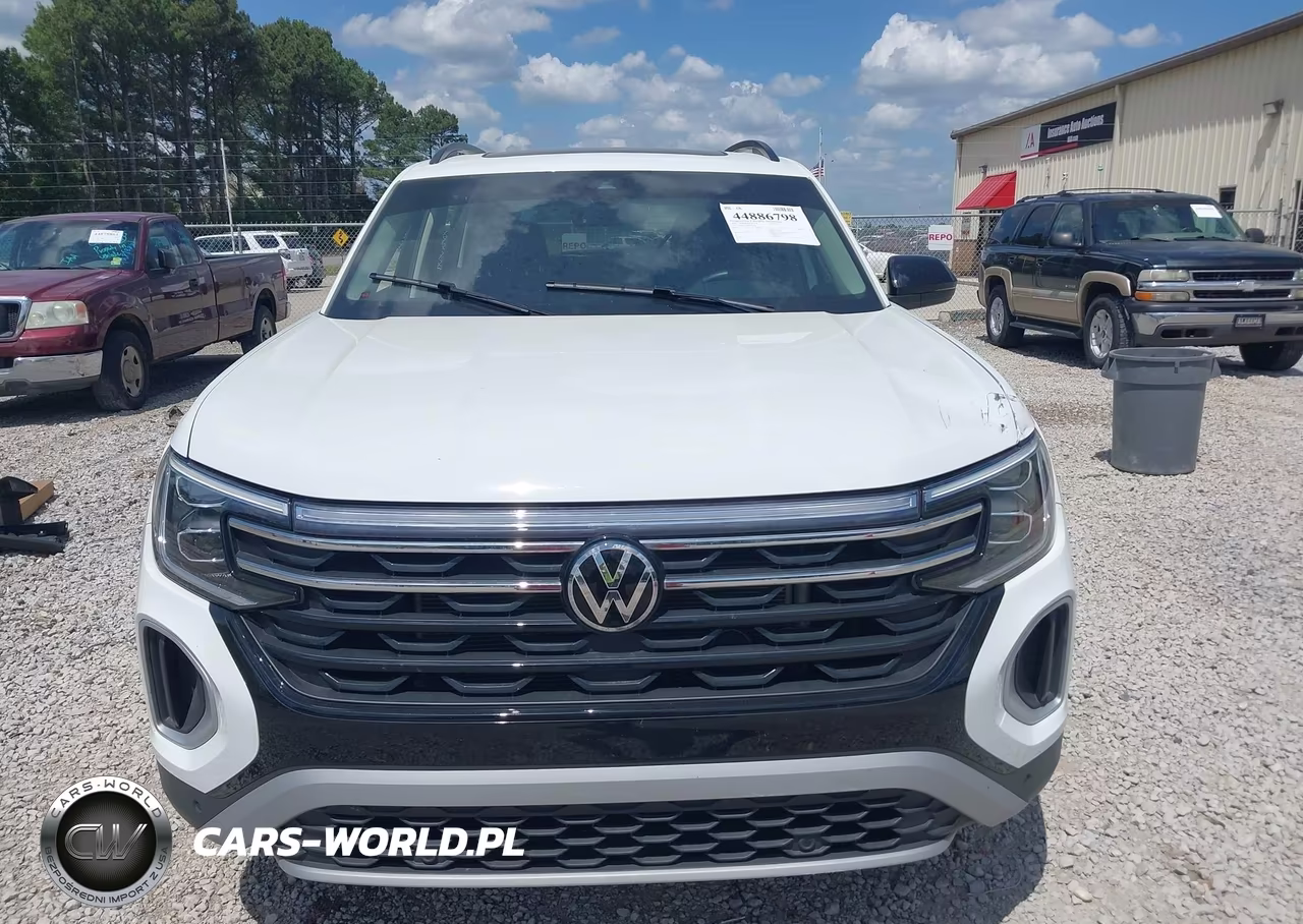 2024 Volkswagen Atlas 2.0T Peak Edition Se W-Technology VIN:1V2CR2CA9RC571399 - 13