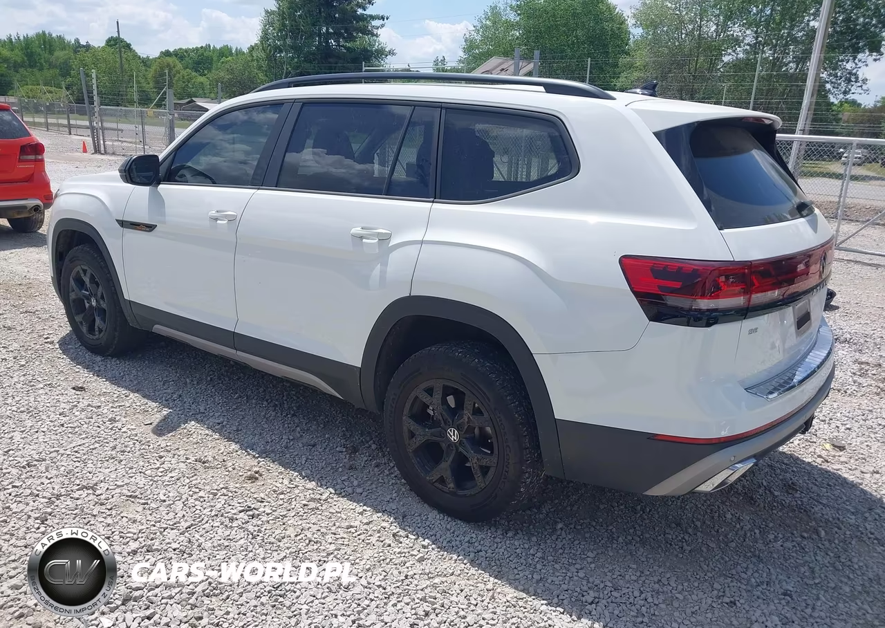 2024 Volkswagen Atlas 2.0T Peak Edition Se W-Technology VIN:1V2CR2CA9RC571399 - 3